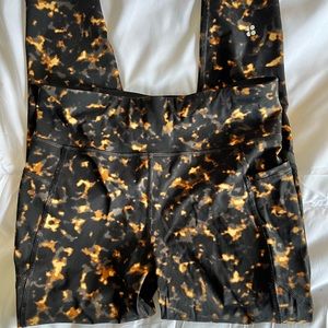 Sweaty Betty Zero Gravity 7/8 running leggings in brown tortoise shell size M